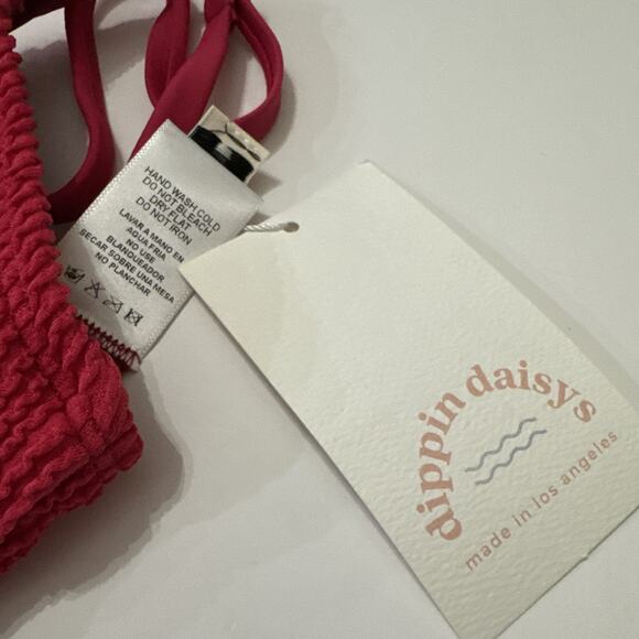 Dipping Daisys Red Coral Bikini Top Size Small NWT Padding - Picture 3 of 9